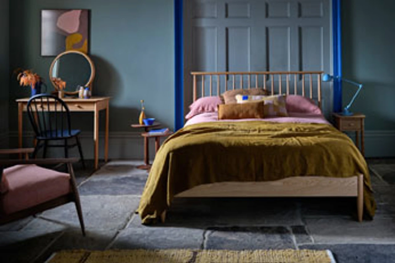 Ercol Shopbedroom